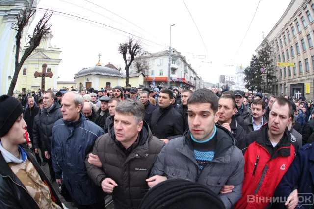 «Я не служу і ніколи не служив зеку», - Володимир Гройсман (Відео) — фото 1