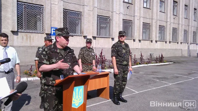 Шість бойових розвідувально-дозорних машин БРДМ-2 уже в зоні АТО (Фото) — фото 1