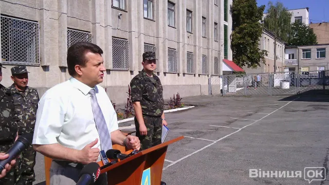 Шість бойових розвідувально-дозорних машин БРДМ-2 уже в зоні АТО (Фото) — фото 2