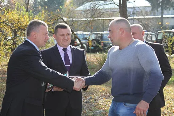В зону АТО відправили більше п'яти тонн гуманітарного вантажу (Фоторепортаж) + (Відео) — фото 7