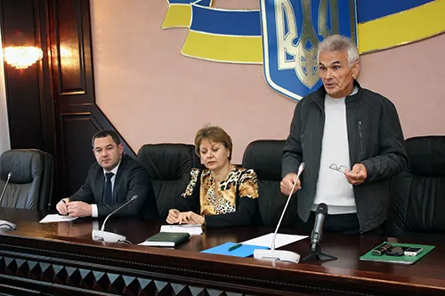 Ветерани податкової служби та діючі податківці домовились про налагодження партнерських стосунків — фото 1