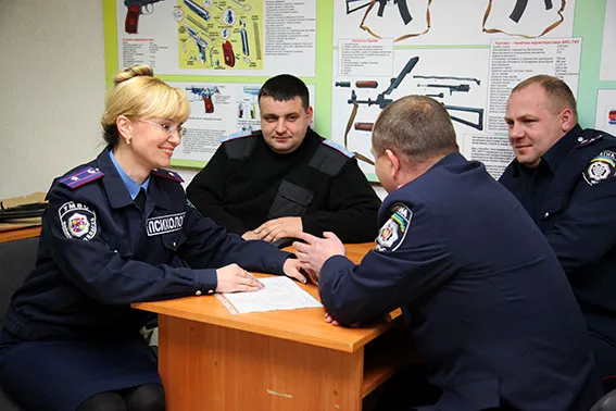 На військовому полігоні зведений загін вінницьких міліціонерів перевірив свою боєздатність (Фоторепортаж) — фото 4