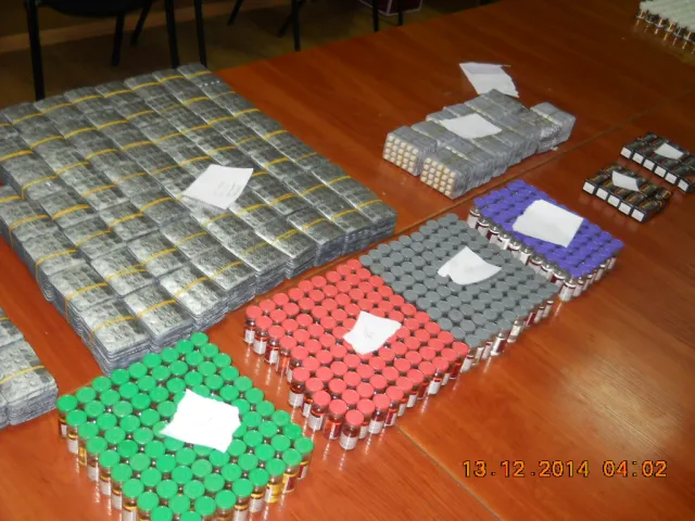 Партію анаболічних стероїдів завадили ввезти вінницькі митники на територію України — фото 2