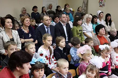Обласні податківці виконали роль Св. Миколая, завітавши до вихованців „Малятка” — фото 1