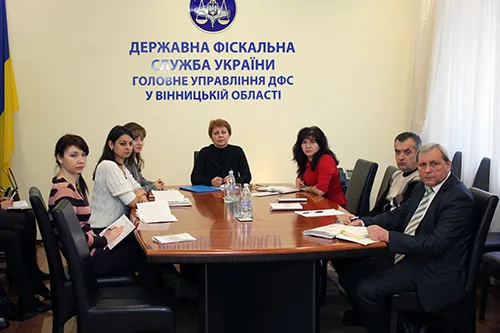 Вінницькі волонтери взяли участь у всеукраїнському семінарі фіскальної служби — фото 2