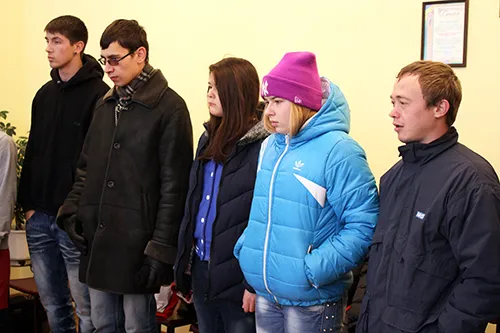 «Дорослі діти» із зони АТО отримали гостинці від обласних фіскалів — фото 2