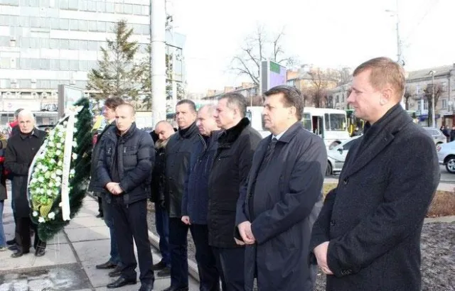 В останню путь провели вінничани «айдарівця» Олександра Захарчука (Фото) — фото 6