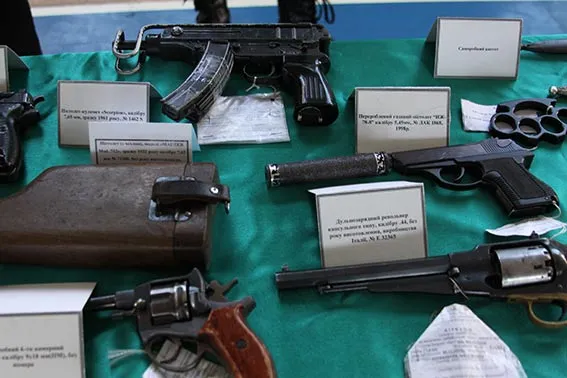 Міліціонери знайомлять молодь з азами військової справи (Фоторепортаж) + (Відео) — фото 9