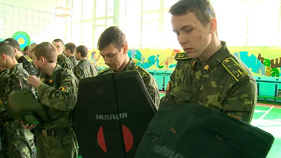 Вихованцям військового ліцею провели урок патріотизму учасники АТО (фоторепортаж) — фото 2