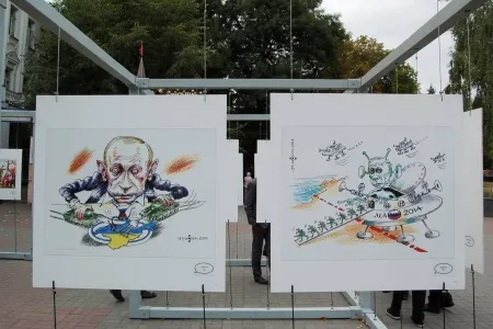 У Вінниці відкрилась Міжнародна виставка політичної карикатури (фото) — фото 2