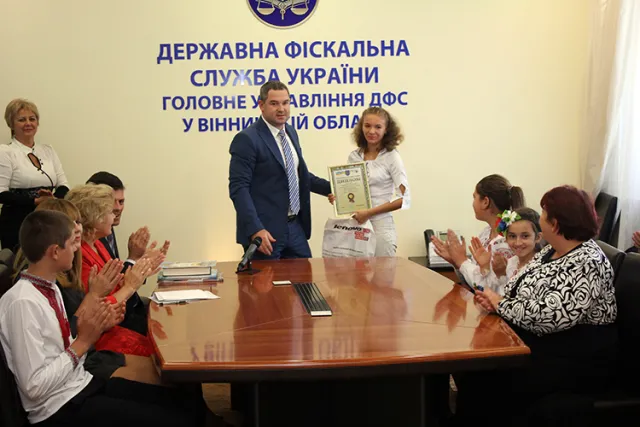 Завершальні акорди дитячого конкурсу прозвучали в стінах фіскальної служби — фото 6