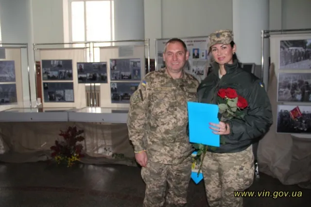 У Вінниці представили виставку до Дня захисника Вітчизни (фото) — фото 5