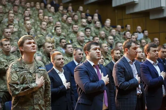 Вінницьких бійців «Фантому» привітали з річницею створення спецпідрозділу — фото 1